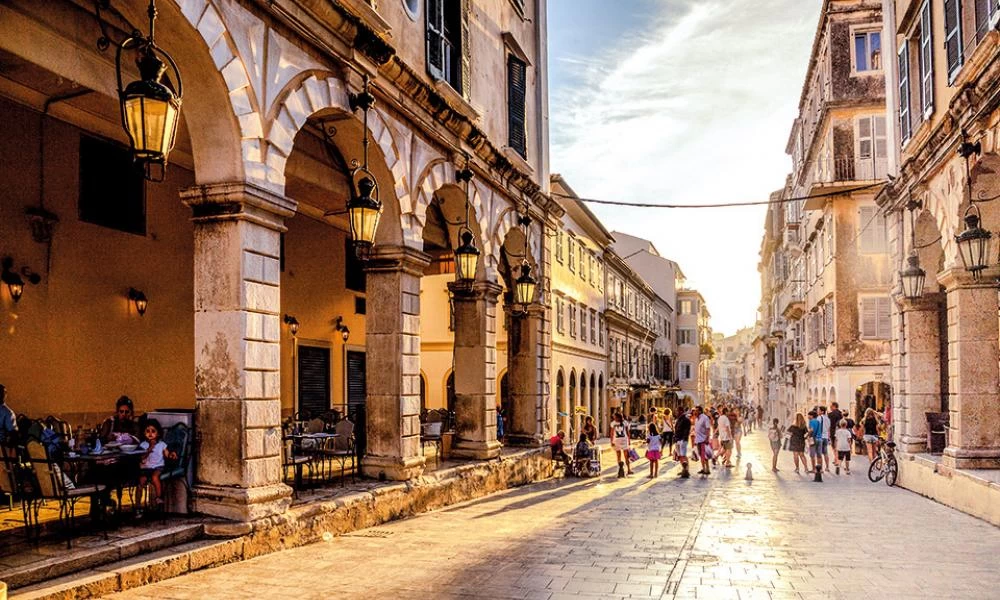 Κλειστά τα σχολεία αύριο σε Κέρκυρα και Παξούς λόγω της κακοκαιρίας
